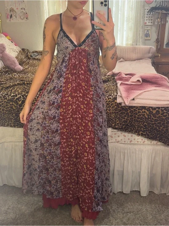 Zara Floral Patchwork Maxi Dress in Burgundy and Lavender - Picture 7 of 12